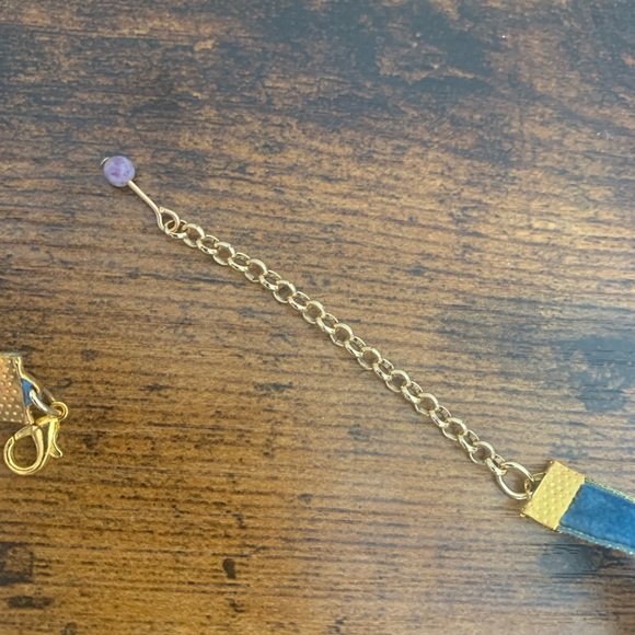 Velvet Floral Heart Choker Necklace - Picture 6 of 6